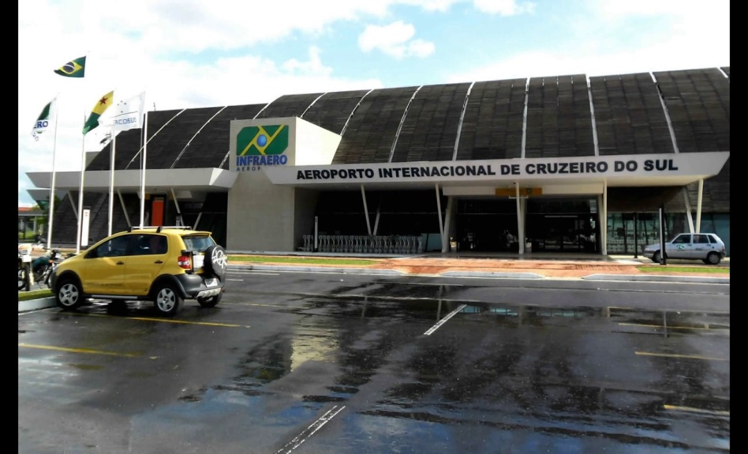 Mulher presa com drogas no Aeroporto de Cruzeiro do Sul é condenada por tráfico